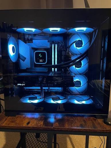 Creator Workstation – Intel Core i7-14700K + NVIDIA RTX 4070 Ti